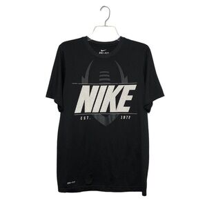 Nike DRI-FIT Me’s Black & White Short Sleeve T Size S